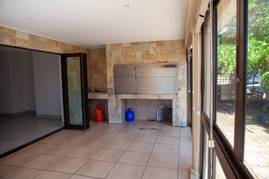 3 Bedroom Property for Sale in Blombosch Western Cape